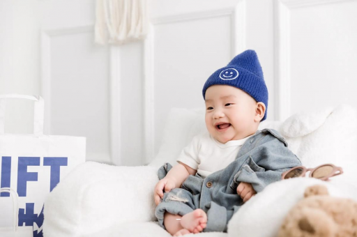 温岭4个月宝宝干呕 温岭4个月宝宝干呕